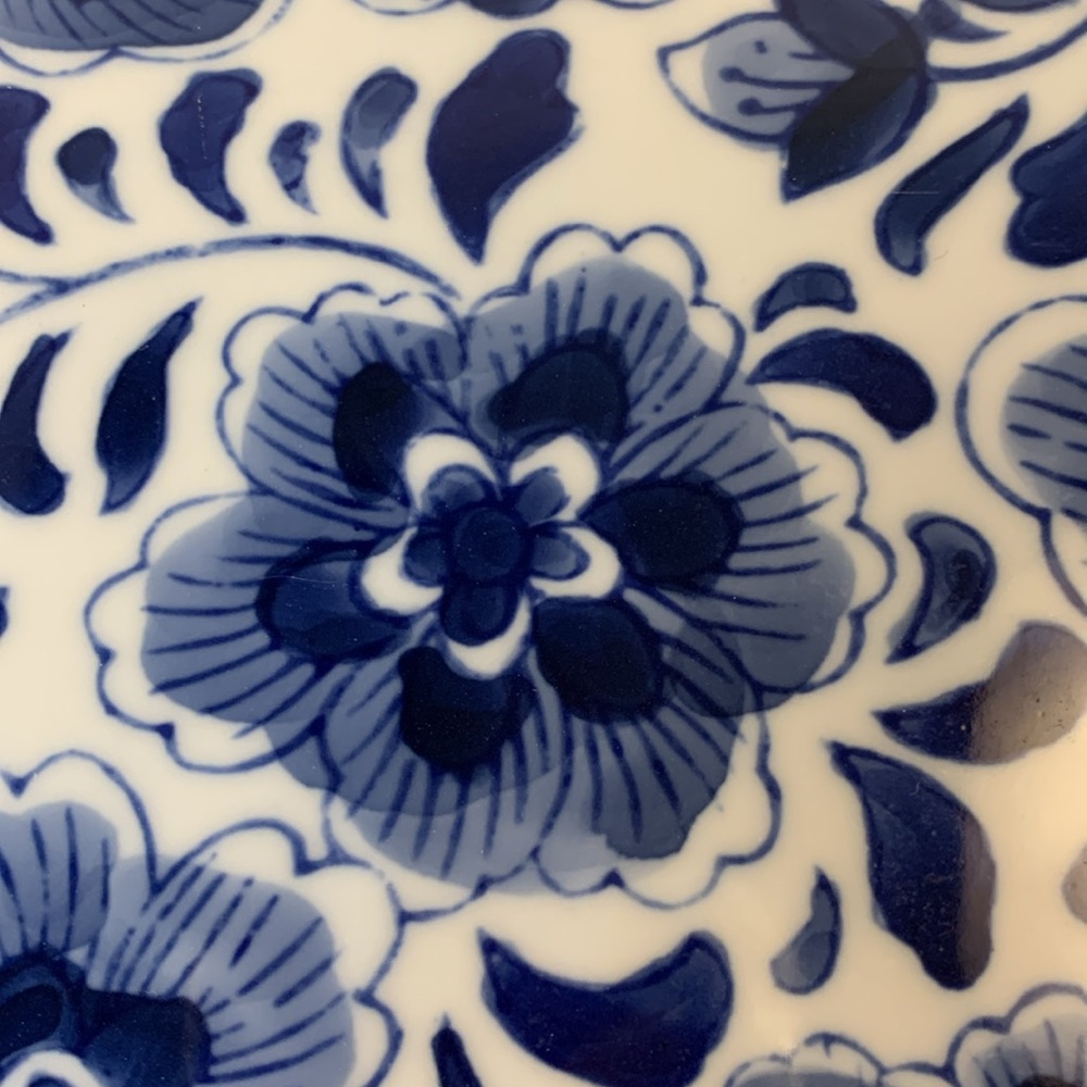 SOLD….CENTRUM CERAMICS (CHINA) LARGE SERVING PLATTER BLUE/WHITE FLORAL (LABEL) - Picture 2 of 7